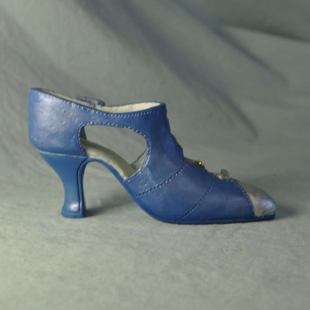 vintage My Treasure fancy shoe figurine blue silver rhinestone (W1009)